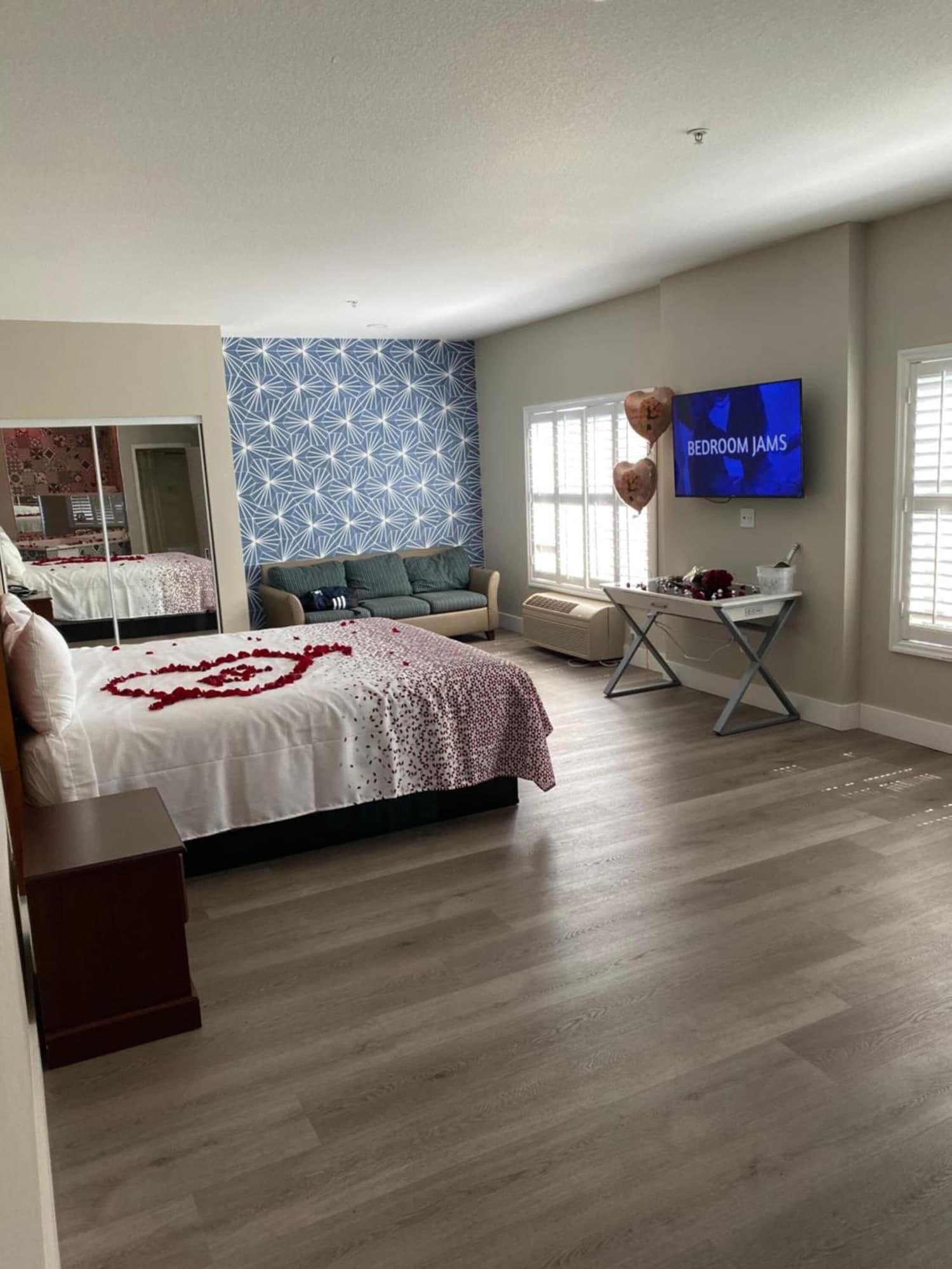 Hotel Mid &
