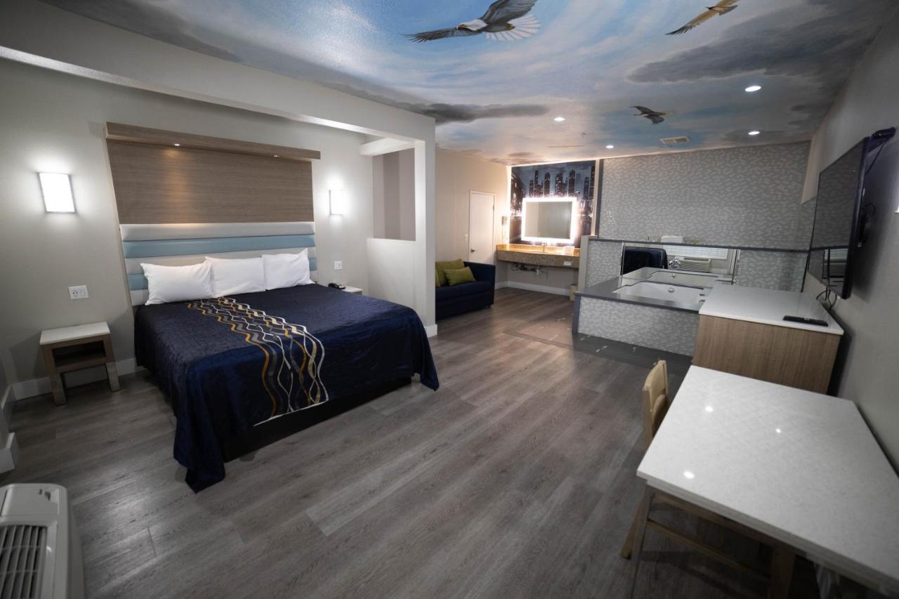 Hotel Mid & 3*