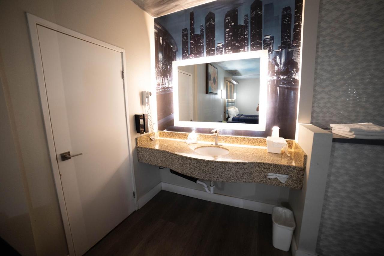 Hotel Mid & 3*